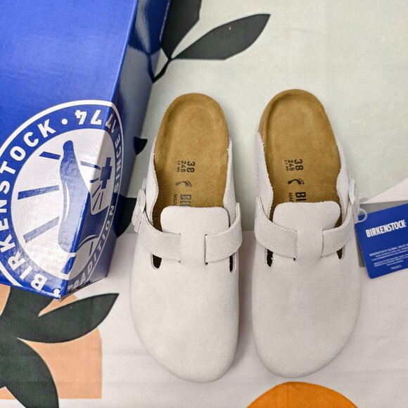 NWT - Women's White Suede Birkenstock Boston Shoes - Narrow Fit - Picture 1 of 5